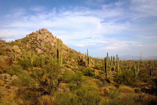 Iconic Tom's Thumb Guided Hiking Adventure in Scottsdale, Arizona - An In-Depth Look at the Toms Thumb Guided Hike