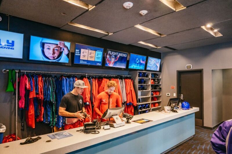 iFLY San Diego-Mission Valley First Time Flyer Experience - Experience the Joy of Flying at iFLY San Diego-Mission Valley