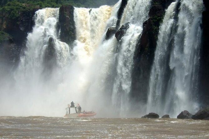 Iguazu Falls: FWD in the Jungle, Boat Ride and Argentinian Falls - Who Should Consider This Tour?