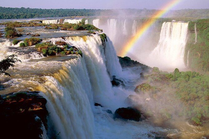 Iguazu Falls Private Day Trip from Buenos Aires with Airfare - Key Points