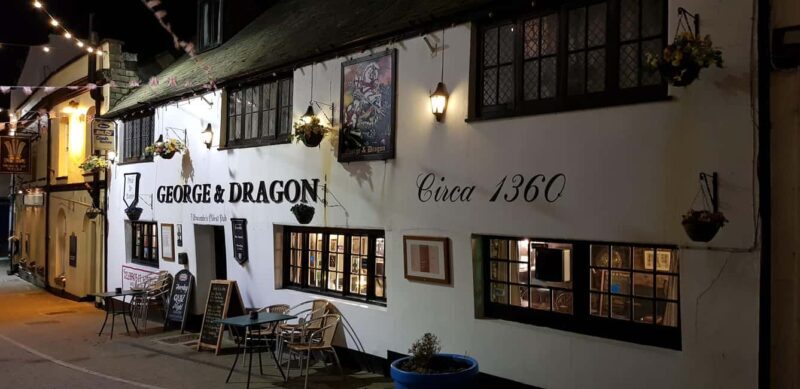 Ilfracombe: Ghost Walk, Local Tavern Meal & Fireside Tales - Exploring Ilfracombe’s Haunted Streets