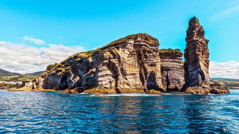 Ilhéu de Vila Franca: Guided Eco Boat Tour with Biologist - The Sum Up