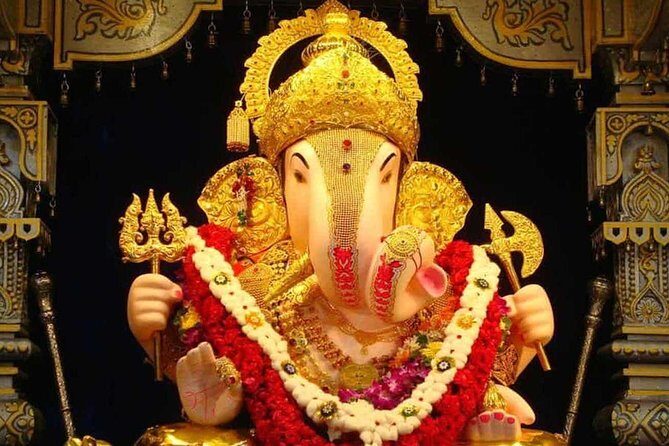 Immersive culture tour of Pune by private car with guide and local lunch - FAQs