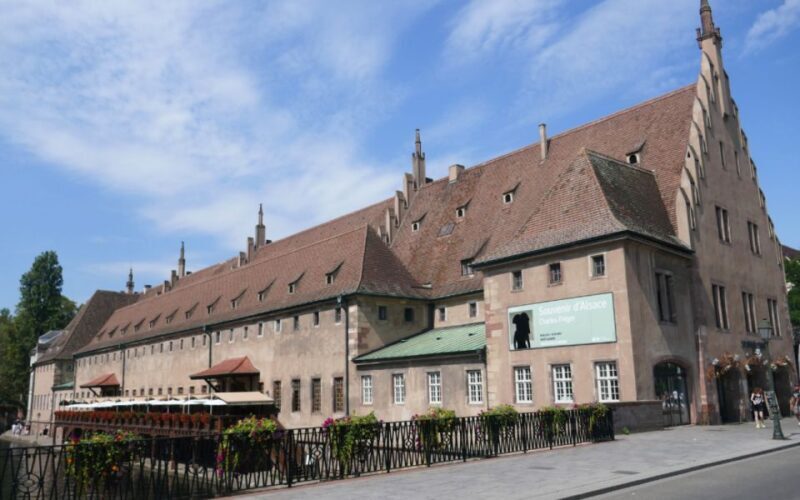 Immersive guided tour of Strasbourg in the 15th century - A Closer Look at the 15th Century Strasbourg Tour