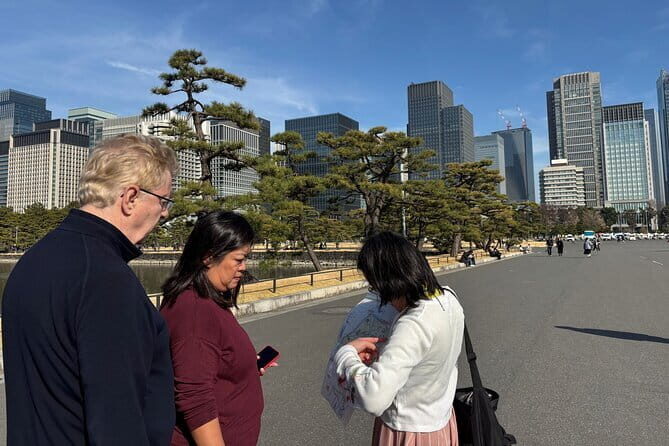 Imperial Palace and Heritage of Edo Castle Private Tour - A Detailed Look at the Tour Experience