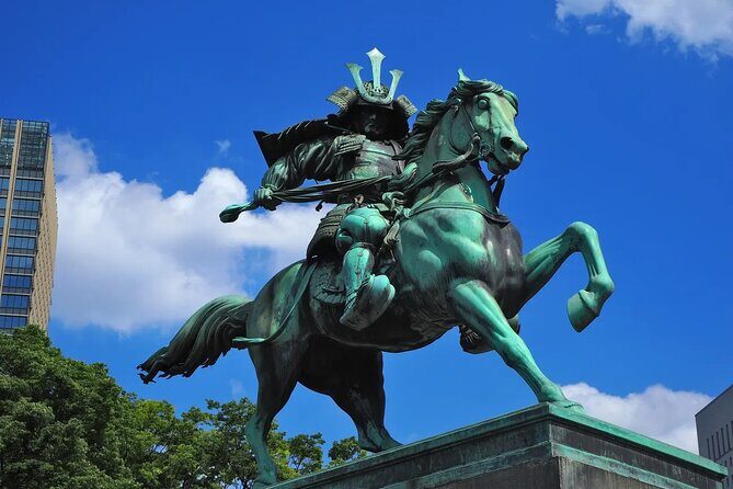 Imperial Palace East Garden Private Tour from Tokyo - Key Points