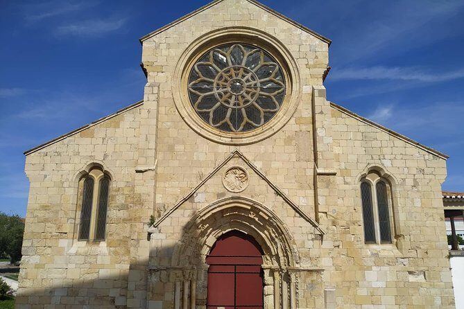 In the Heart of the City: Get to know the history of Tomar and taste local Tapas! - Exploring Tomar’s Heart with a Guided Tour