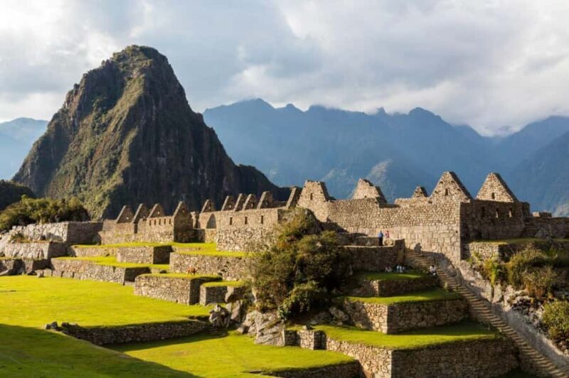 Inca Adventure: Machu Picchu and Sacred Valley + Hotel - Key Points