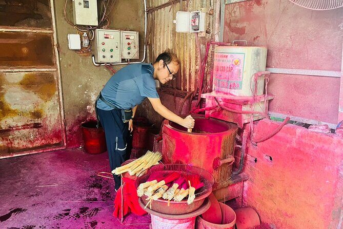 Incense Village, Hat & Lacquer Artisanal Tour Options From Hanoi - FAQ