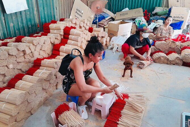 Incense Village, Hat & Lacquer Artisanal with Options From Hanoi - Key Points