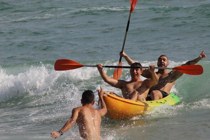 Initiation or guided tour in Kayak through the Bay of El Campello (Alicante) - Who Should Consider This Tour?