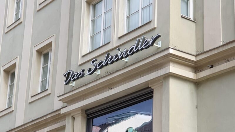Innsbruck: Jewish Innsbruck - A tour with a licensed guide - Accessibility and Practical Tips