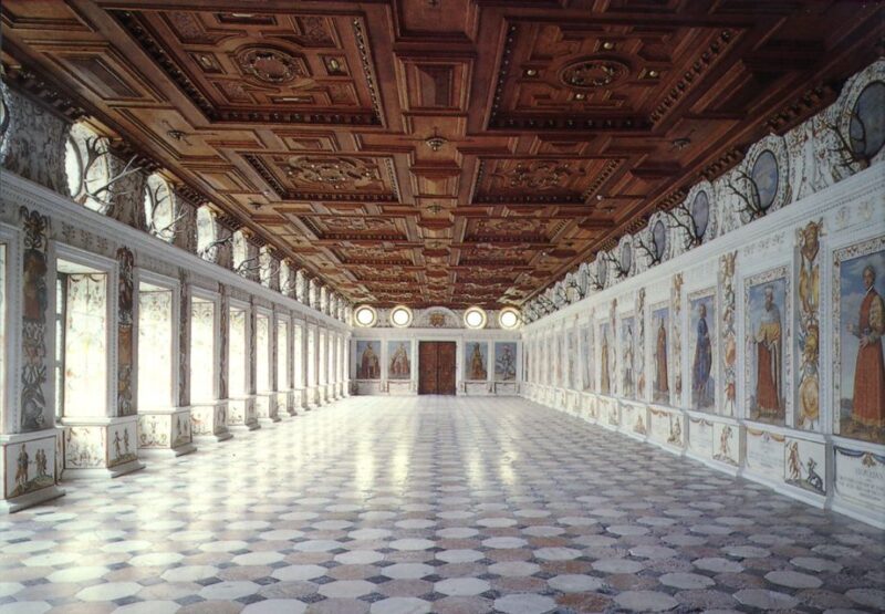 Innsbruck: Tickets for Schloss Ambras - Who Will Enjoy This Tour?