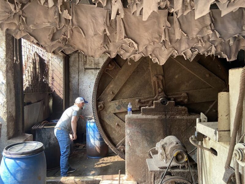 Inside Dharavi: Unveiling Mumbai's Slum Culture Tour - Exploring the Heart of Mumbai’s Largest Slum