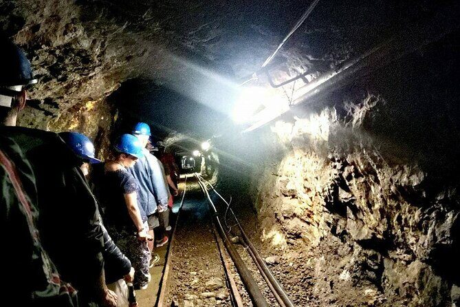 Inside the Ginevro Mines on the Island of Elba with e-bike - Key Points