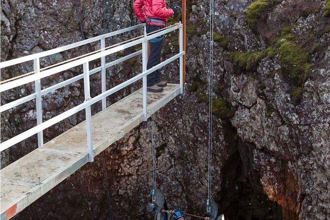 Inside the Volcano: Small-Group Tour and Lava Field Hike - A Detailed Look at the Tour Experience