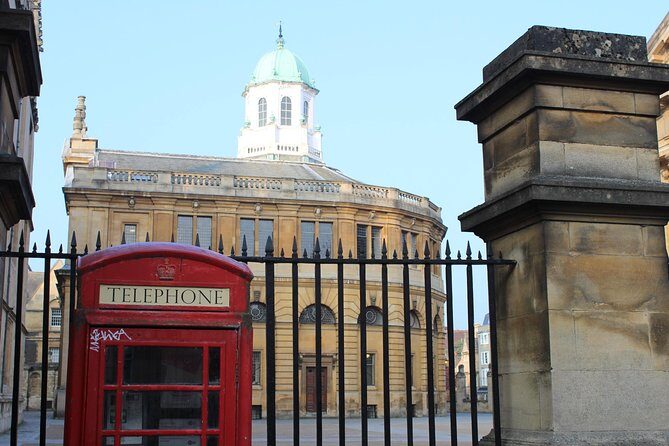 Inspector Morse, Lewis and Endeavour Oxford Walking Tour - Key Points