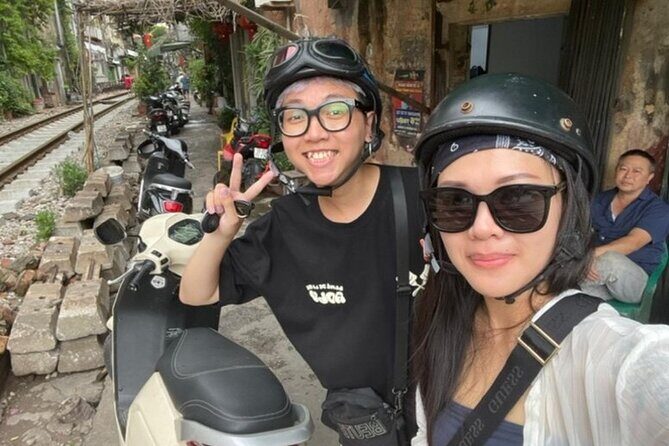 Instagram Incense Quang Phu Cau Village Tour with Train Street - What Makes This Tour Stand Out?