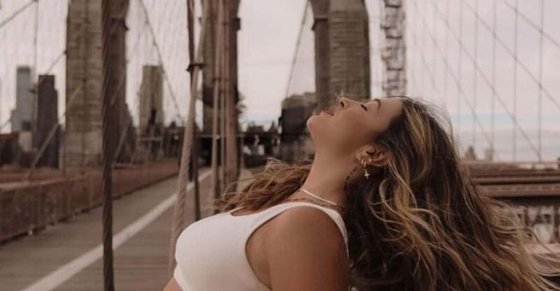 Instagram tour of New York with a private photographer - Exploring the Details of the Experience