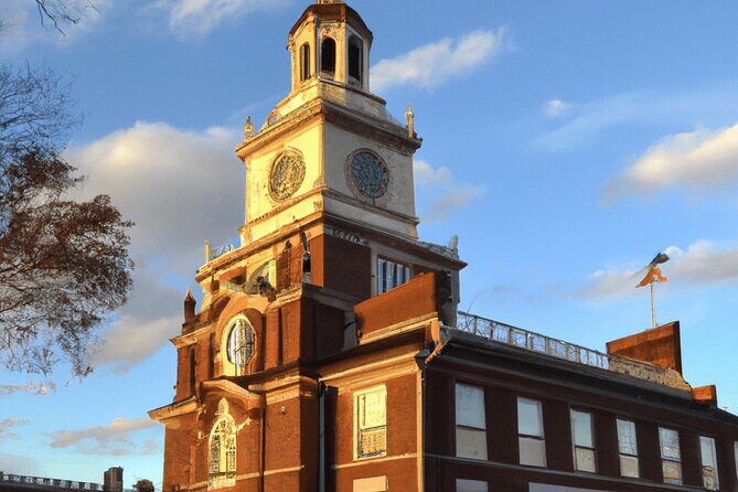 Interactive Mystery Hunt by Independence Hall in Philadelphia - Engaging with Philadelphia through a Mystery Hunt: A Unique, Affordable Experience