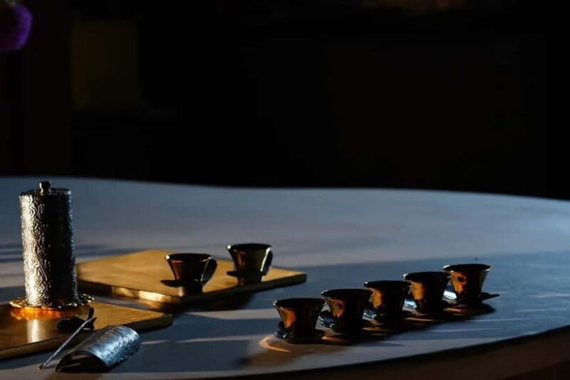 Interesting metaphysics course in an ancient tea house - The Tea Experience