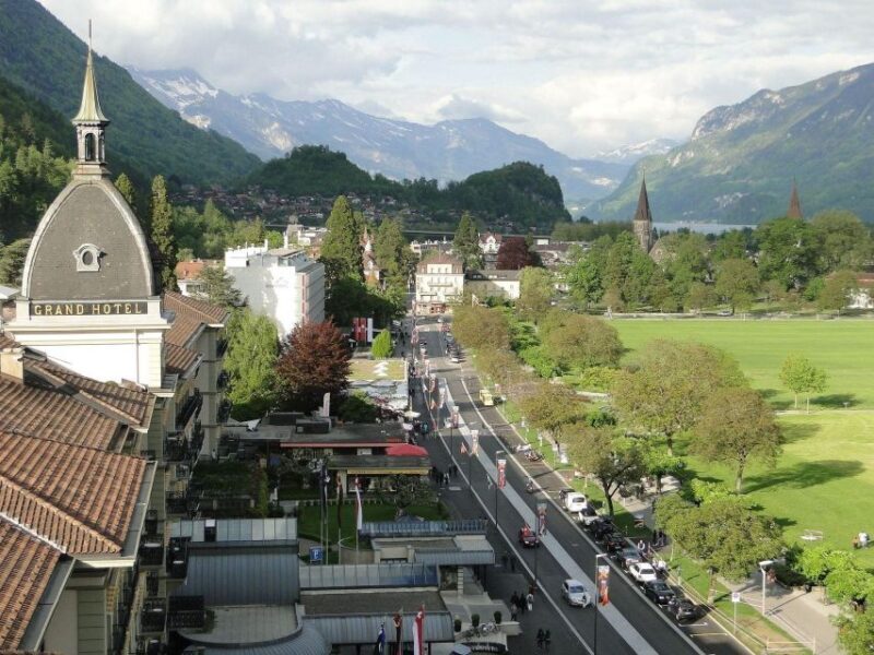 Interlaken Private Walking tour - Ending with Swiss Culture
