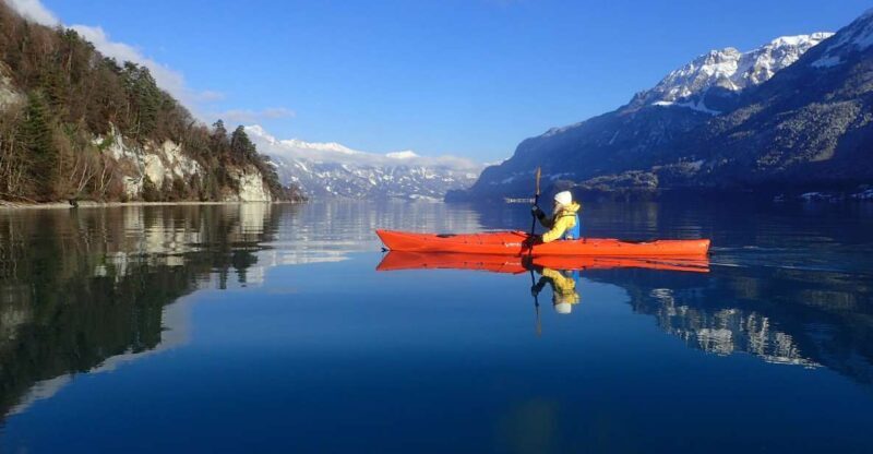 Interlaken: Winter Kayak Tour on Lake Brienz - An Authentic and Peaceful Way to Experience Lake Brienz