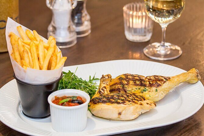 International Stand Up Comedy Showcase - Show & Dinner (Côte) - Authenticity and Experience: What You Can Expect
