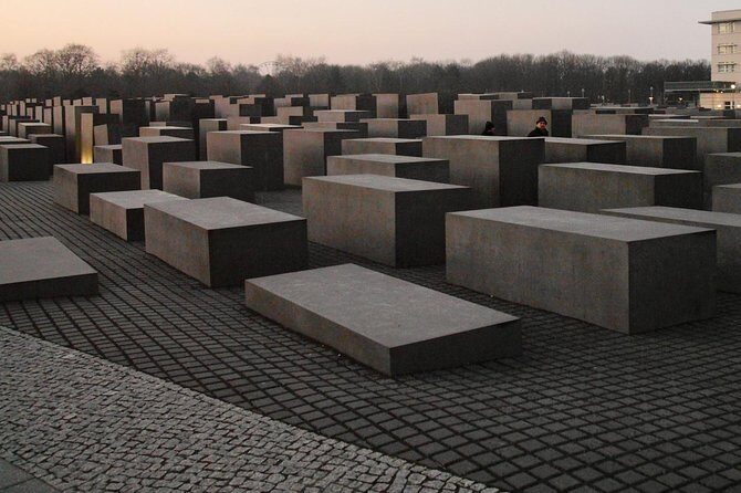 Into the Heart of Berlin: A Self-guided Audio Tour - Key Points