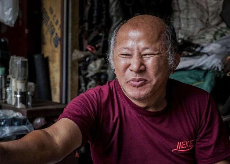 Into The Thieves Market Hanoi Photography Tour - Key Points