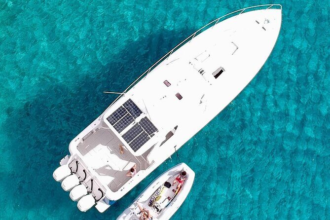 Intrepid 47' Luxury Performance Yacht 6 Hour Rental in Fajardo - Key Points