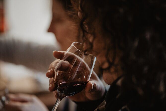 Introduction to Bordeaux wines paired with cheeses & charcuterie - The Authentic Experience of Bordeaux in a Glass