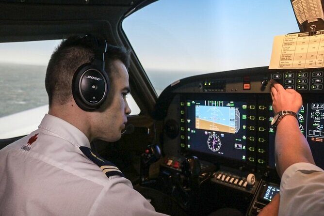 Introduction to Piloting Simulator in Gatineau-Ottawa - Practical Tips for Your Flight Simulator Experience