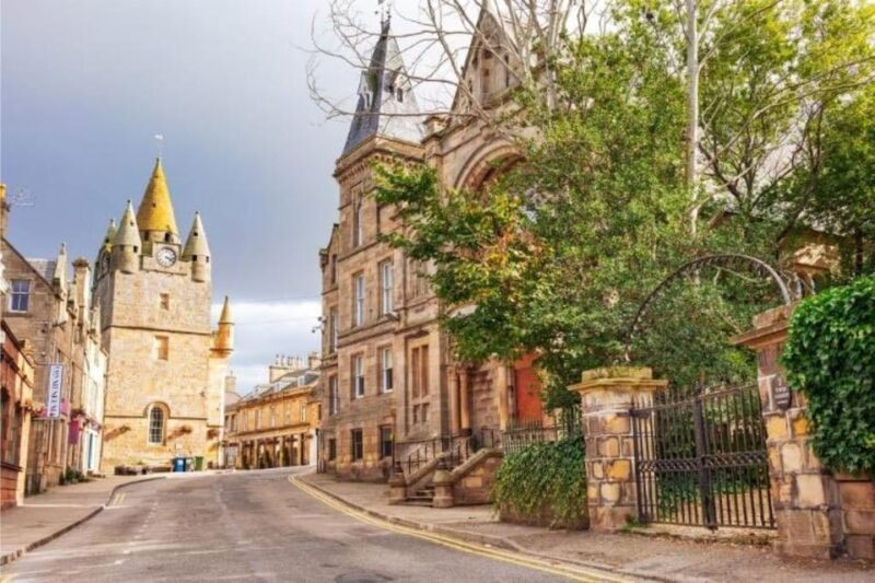 Inverness: Dunrobin Castle and Distillery Tour - The Sum Up