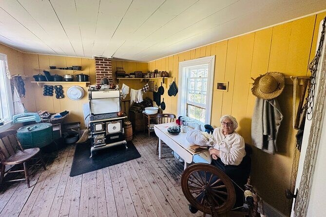 IONA The Highland Village Museum - Key Points