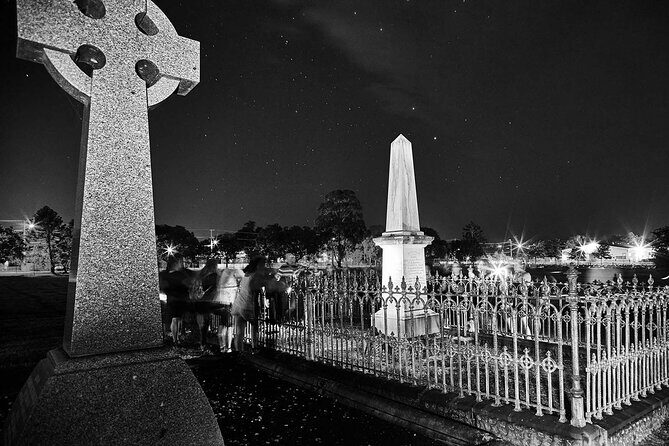 Ipswich Cemetery Ghost Tour - Ipswich Cemetery Ghost Tour: A Spooky Night of History and Hauntings