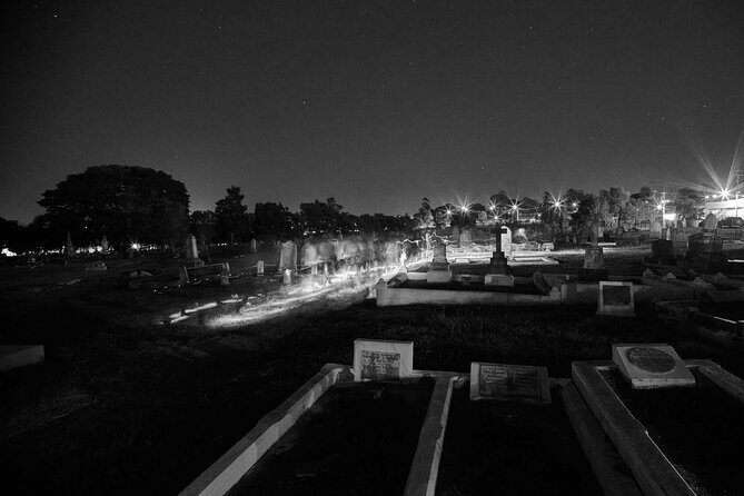 Ipswich Cemetery Ghost Tour - Key Points