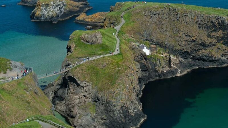 Ireland: Giants Causeway, Donegal, private luxury car, 3-day - Key Points