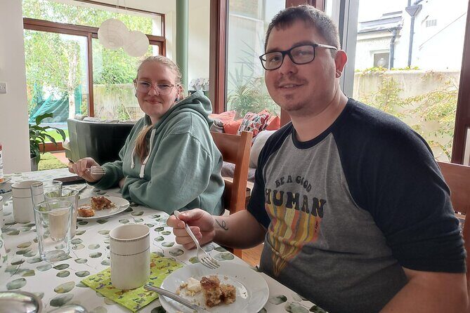 Irish Baking Class: Granny's Apple Cake, Traditional Scones - In The Sum Up
