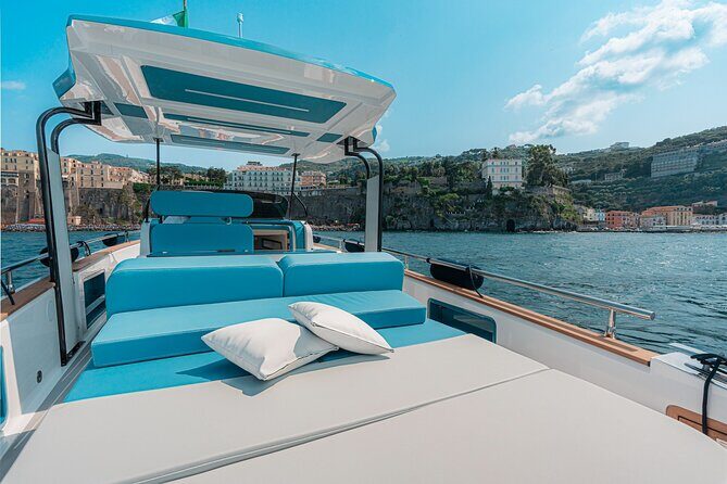 Ischia and Procida Private Yacht Tour from Sorrento - Ischia: The Island of Thermal Waters and Historic Charm