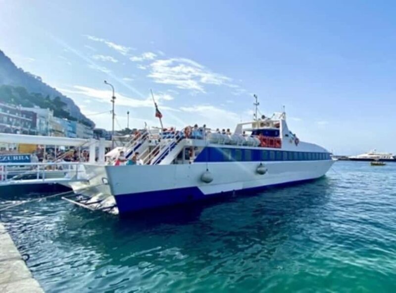 Ischia: Boat Ride around Procida with Time on the Island - Key Points