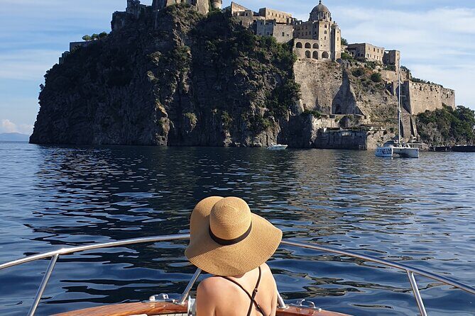 Ischia island private excursion on Gozzo Aprea Milano 8,3m - Who Is This Tour Best For?