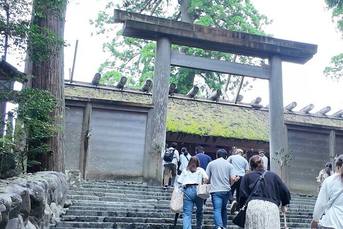 Ise Jingu Shrine Pilgrimage and Meoto Iwa Bus Tour - Key Points