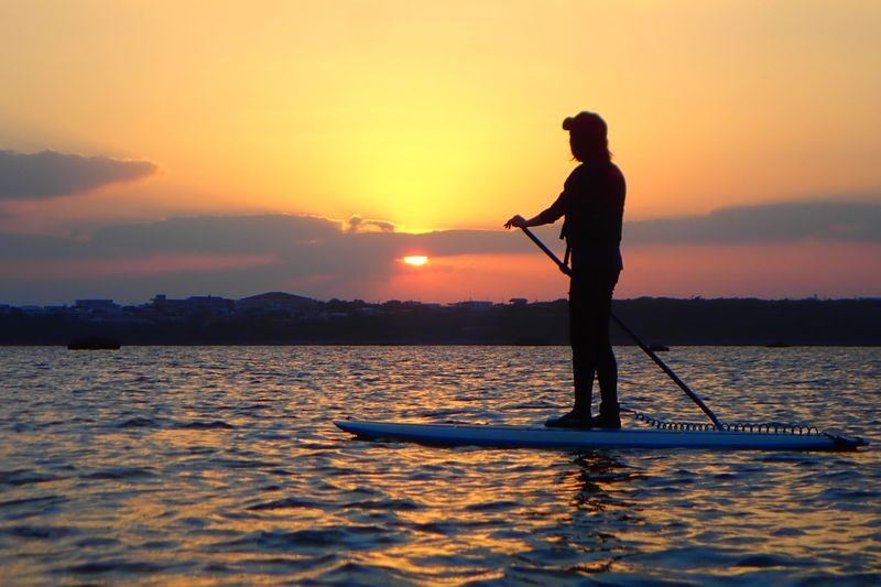 Ishigaki Island: Sunset SUP & Canoe Tour with Customizable Sunset Experience - Guides, photos and the safety setup
