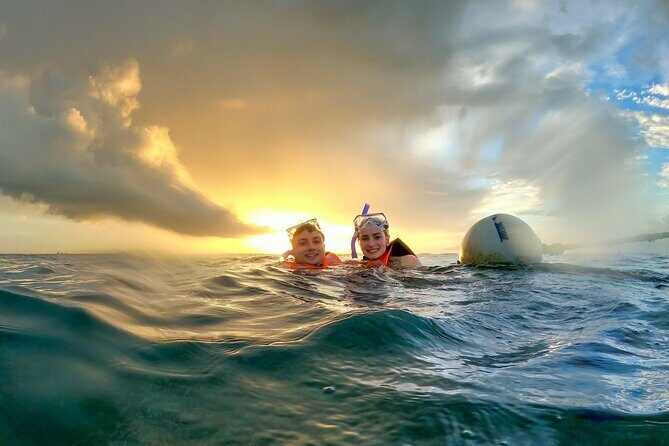 Isla Mujeres, Cancún Private Sunset Trip - Key Points