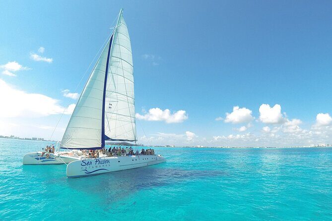 Isla Mujeres Catamaran Adventure Snorkeling Spinnaker and Lunch - A Detailed Look at the Isla Mujeres Catamaran Adventure
