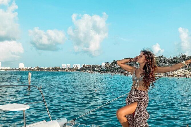 Isla Mujeres Catamaran Tour with Snorkeling, Open Bar and Buffet - Key Points