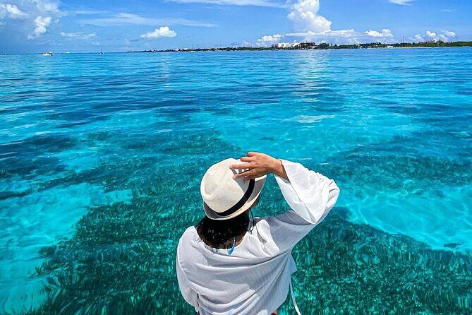 Isla Mujeres Catamaran Tour with Snorkeling Spinnaker and Lunch - FAQ