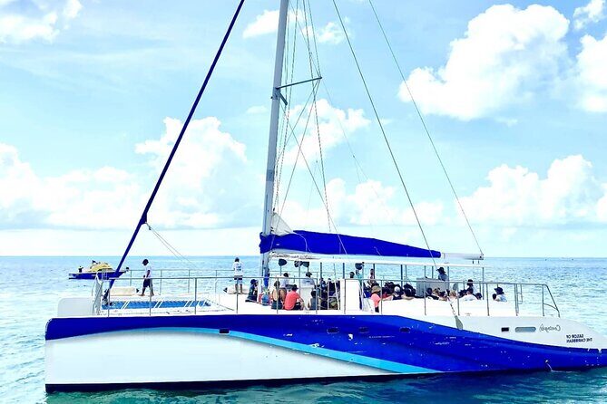Isla Mujeres Catamaran Unlimited! from Cancun & Playa del Carmen - A Close Look at the Tour Experience