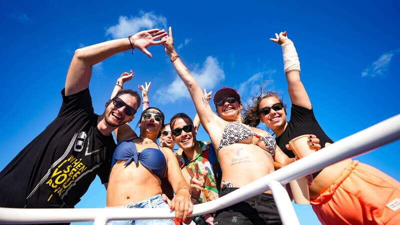Isla Mujeres: Catamaran with Open Bar, Snorkeling and Lunch - Who is this tour best suited for?